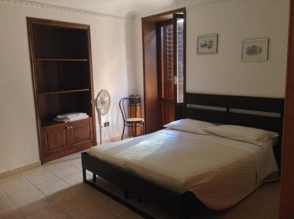 Casa Archimede Daire Siraküza Oda fotoğraf