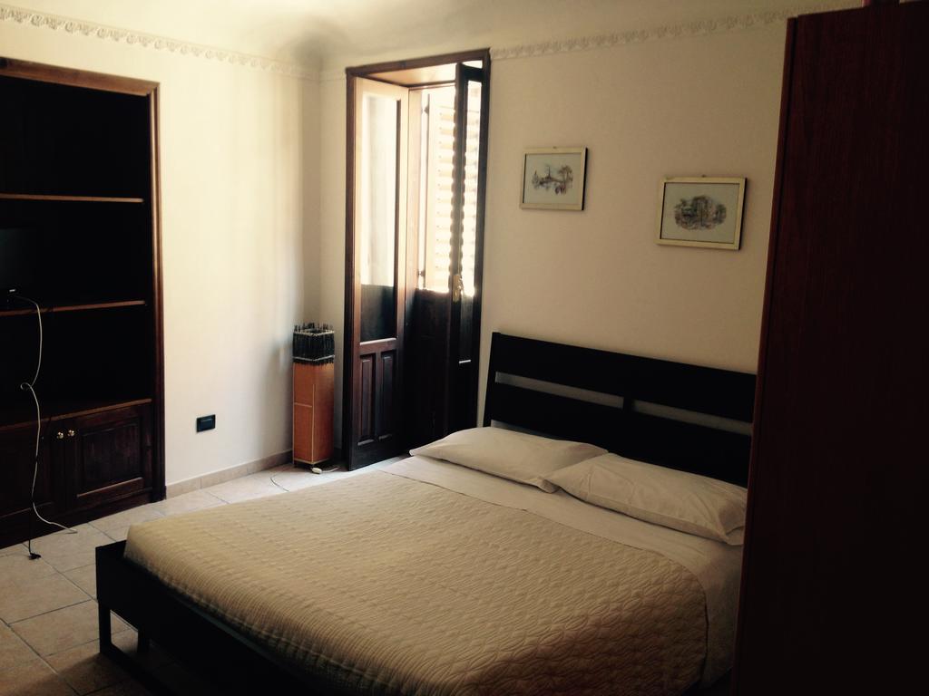 Casa Archimede Daire Siraküza Oda fotoğraf
